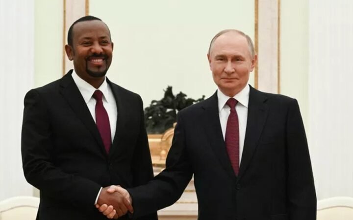 بوتين وآبي أحمد يبحثان تعزيز التعاون النووي والتجارة بين روسيا وإثيوبيا