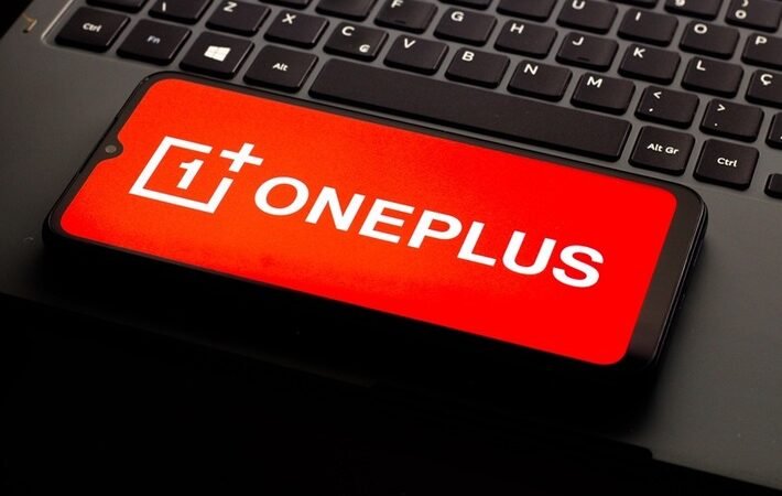 OnePlus تنافس آبل وسامسونغ بهاتفها الجديد