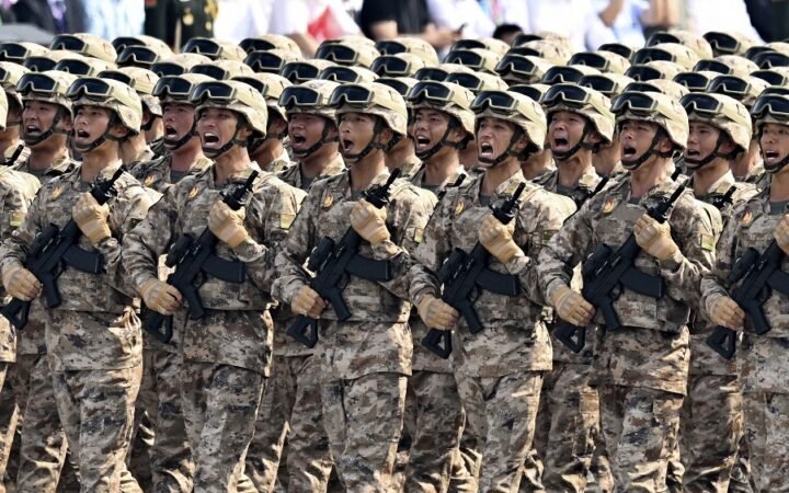 الدفاع الصينية تصف اليابان بالـ"تهديد الحقيقي للأمن الإقليمي" وتحذر من "ثمن لا يطاق"